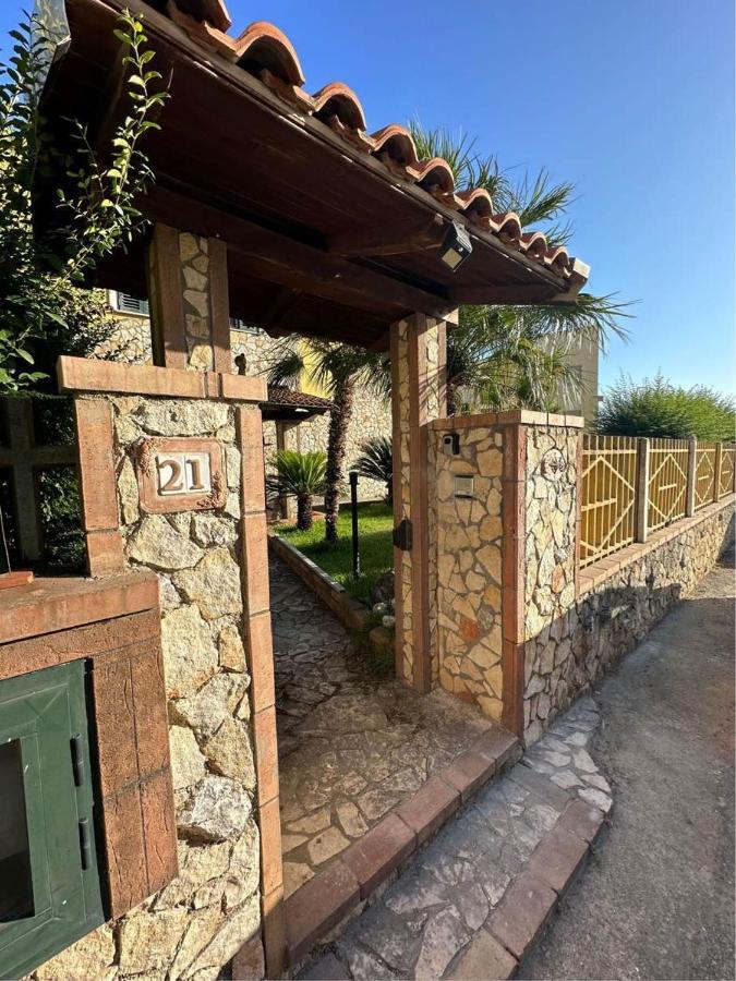 דירות SantʼEufemia Lamezia Mary'S House מראה חיצוני תמונה